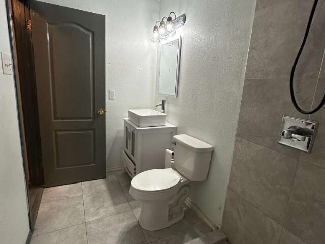 Building Photo - 6005 Asis