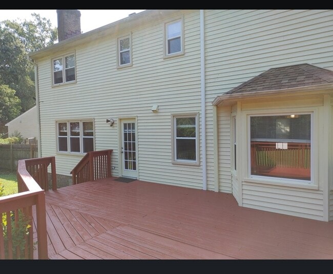 Building Photo - 4916 Brookeway Dr