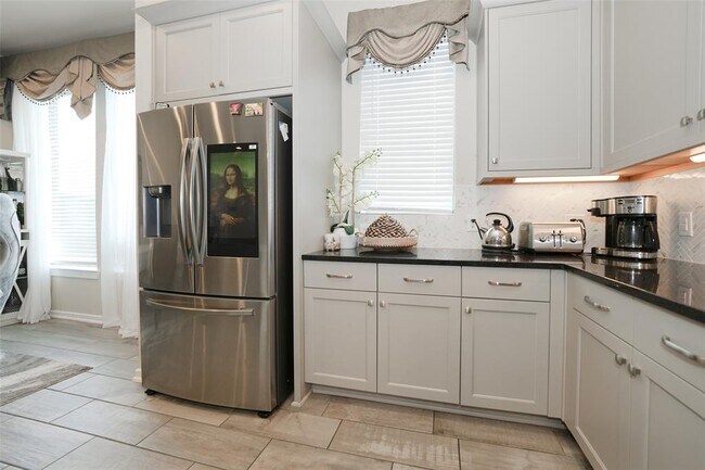 Building Photo - 7303 Kingbird Cv Ct