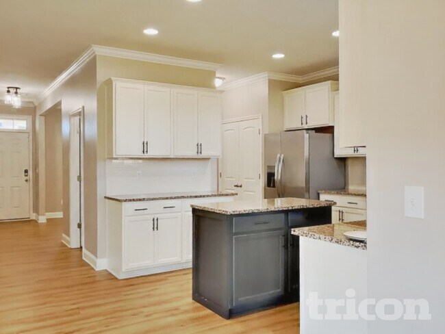 Building Photo - 50 Gallery Park Dr