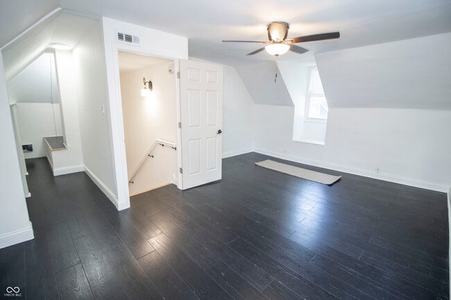 Building Photo - 1383 Cherry St