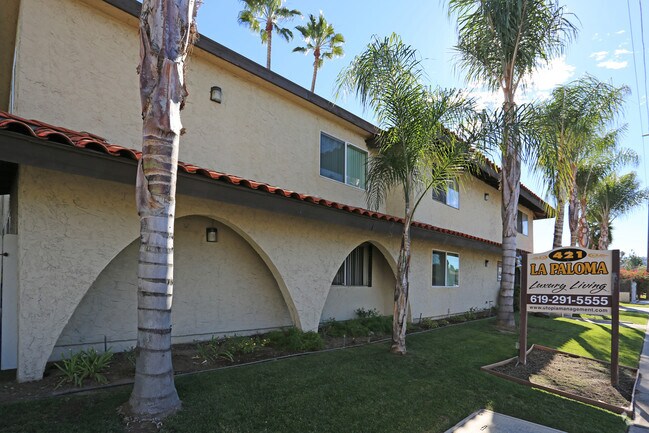 Building Photo - La Paloma