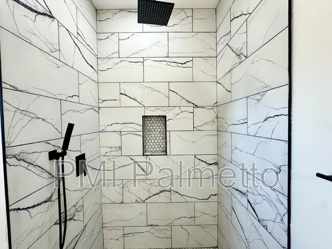 Building Photo - 1121 Zeigler St