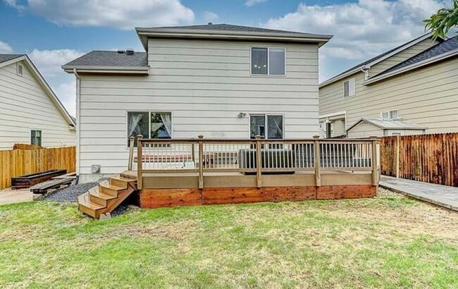 Building Photo - Beautifully Remodeled 3 Bed/3 Bath Home in Stetson Hills