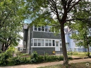 Building Photo - 3032 3rd Ave S