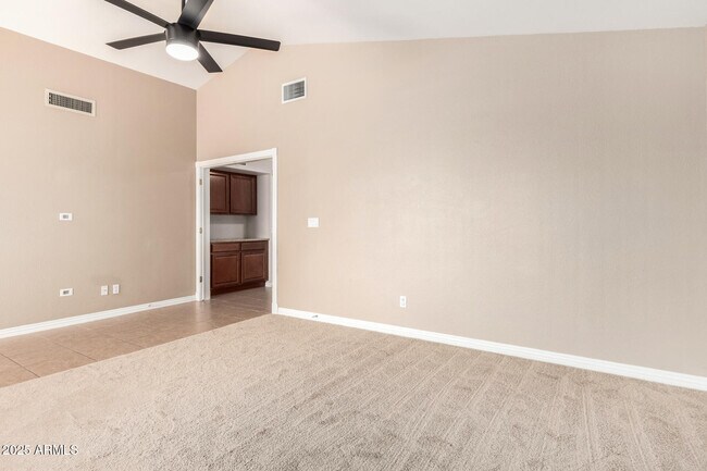 Building Photo - 3013 E Bighorn Ave