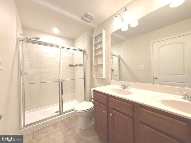 Building Photo - 189 Magellan Dr