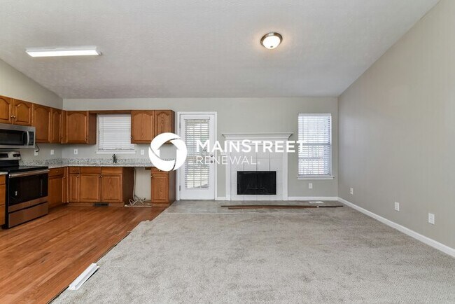 Building Photo - 3 Bedroom Pet-Friendly Home in Flowery Branch, GA with Main Street Renewal