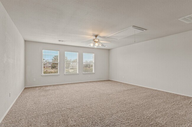 Building Photo - 1941 Harvester Dr