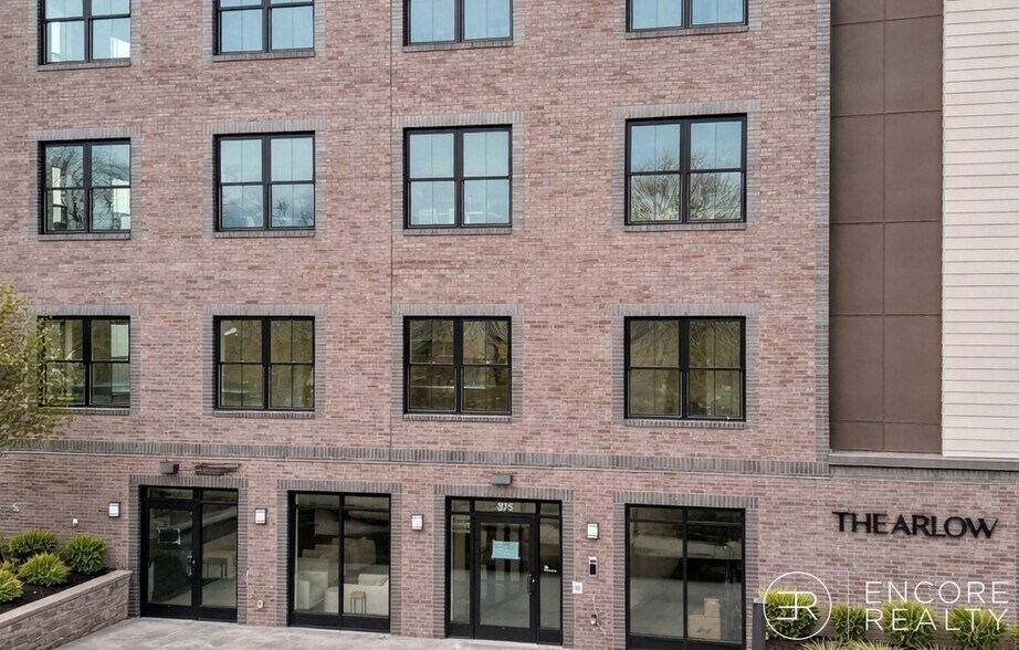 Building Photo - 375 Cummins Hwy