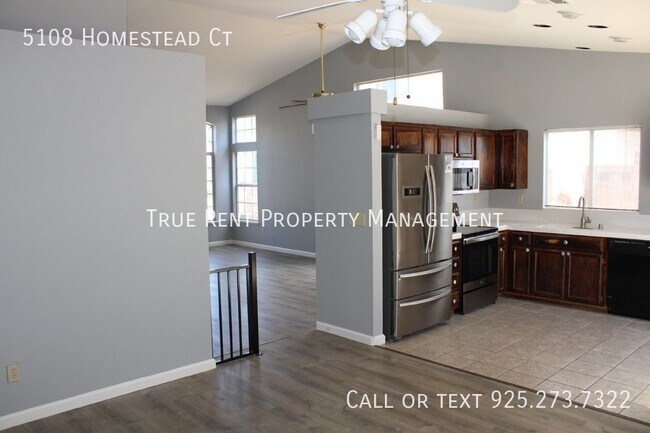 Building Photo - Well Kept 3 Bed, 2 Bath Single Story in Ni...