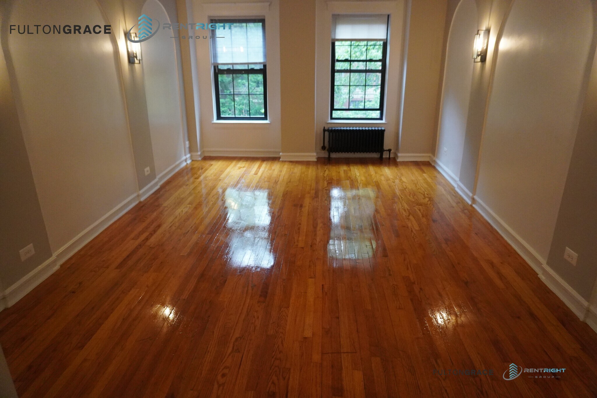 Building Photo - 426 W Briar Pl