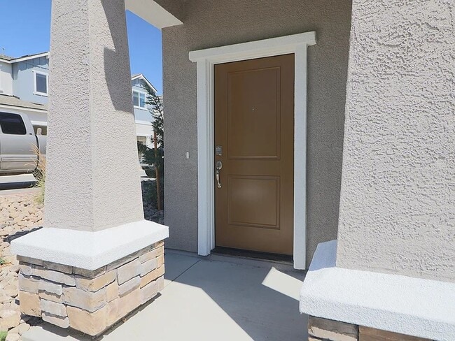 Building Photo - REDUCED - BRAND NEW - GRANITE - STAINLESS ...