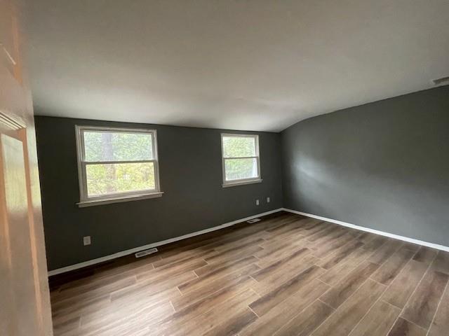 Building Photo - 56 Wooded Ct