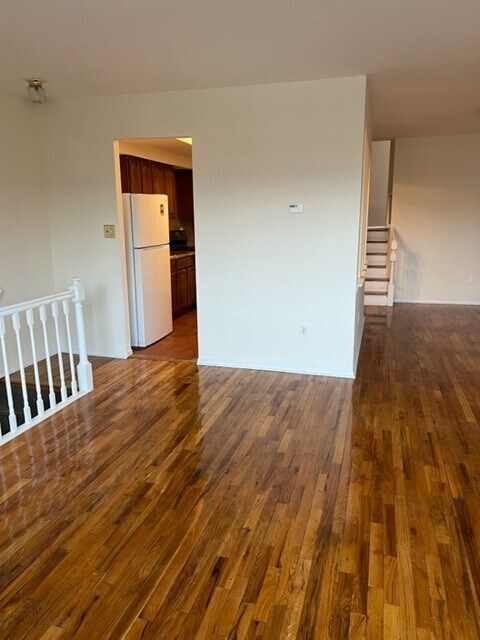 Building Photo - 1172 E 73rd St