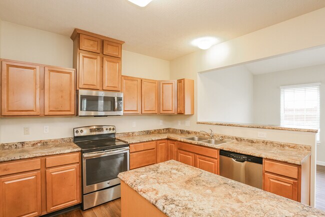 Building Photo - Preleased