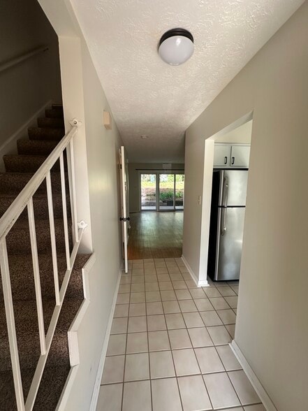 Building Photo - 763 Spring Meadows Dr