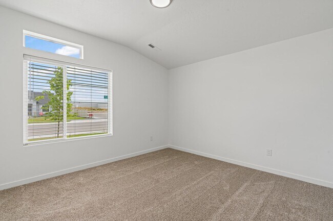 Building Photo - Beautiful Newer Built Home in a Prime Cald...
