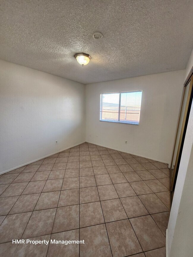 Building Photo - Beautiful House Norco
