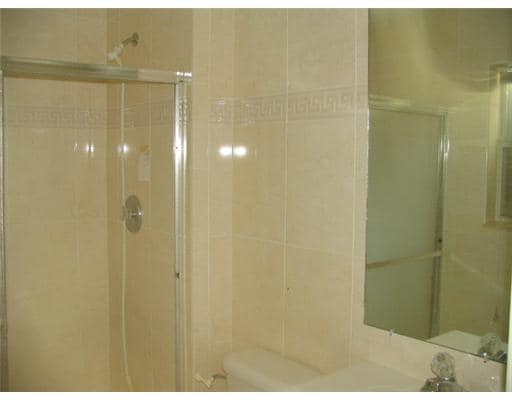 Building Photo - 1401 Cypress Way W