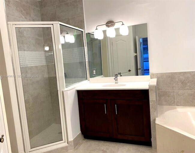 Building Photo - 9842 NW 29th St