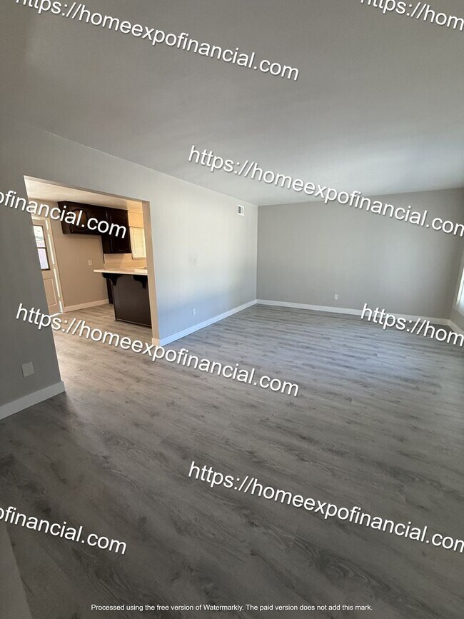 Building Photo - 2840 McKinley St