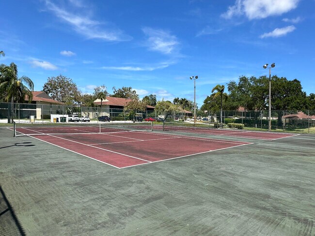 Building Photo - 6543 Chasewood Dr