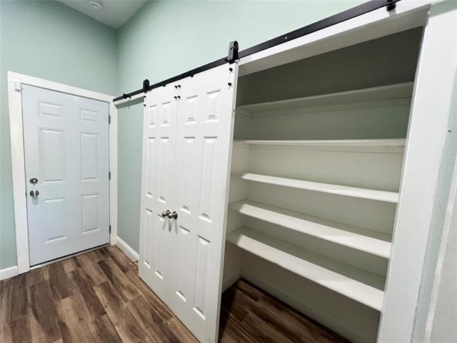 Building Photo - 6702 Windward View Dr