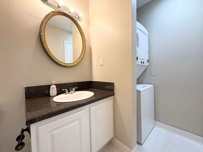Building Photo - Beautiful Corner Unit with Vinyl Plank Flooring & Private Screened Patio