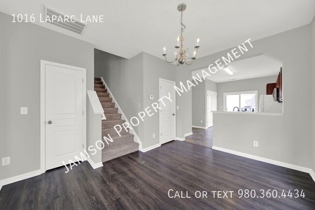 Building Photo - 1016 Laparc Ln