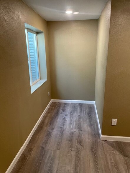 Building Photo - 18757 E Hawaii Dr