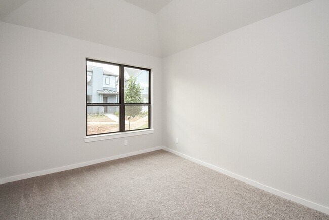 Building Photo - 3322 Verdant Ln