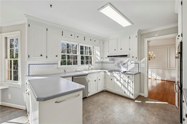 Building Photo - 5189 Hidden Branches Cir