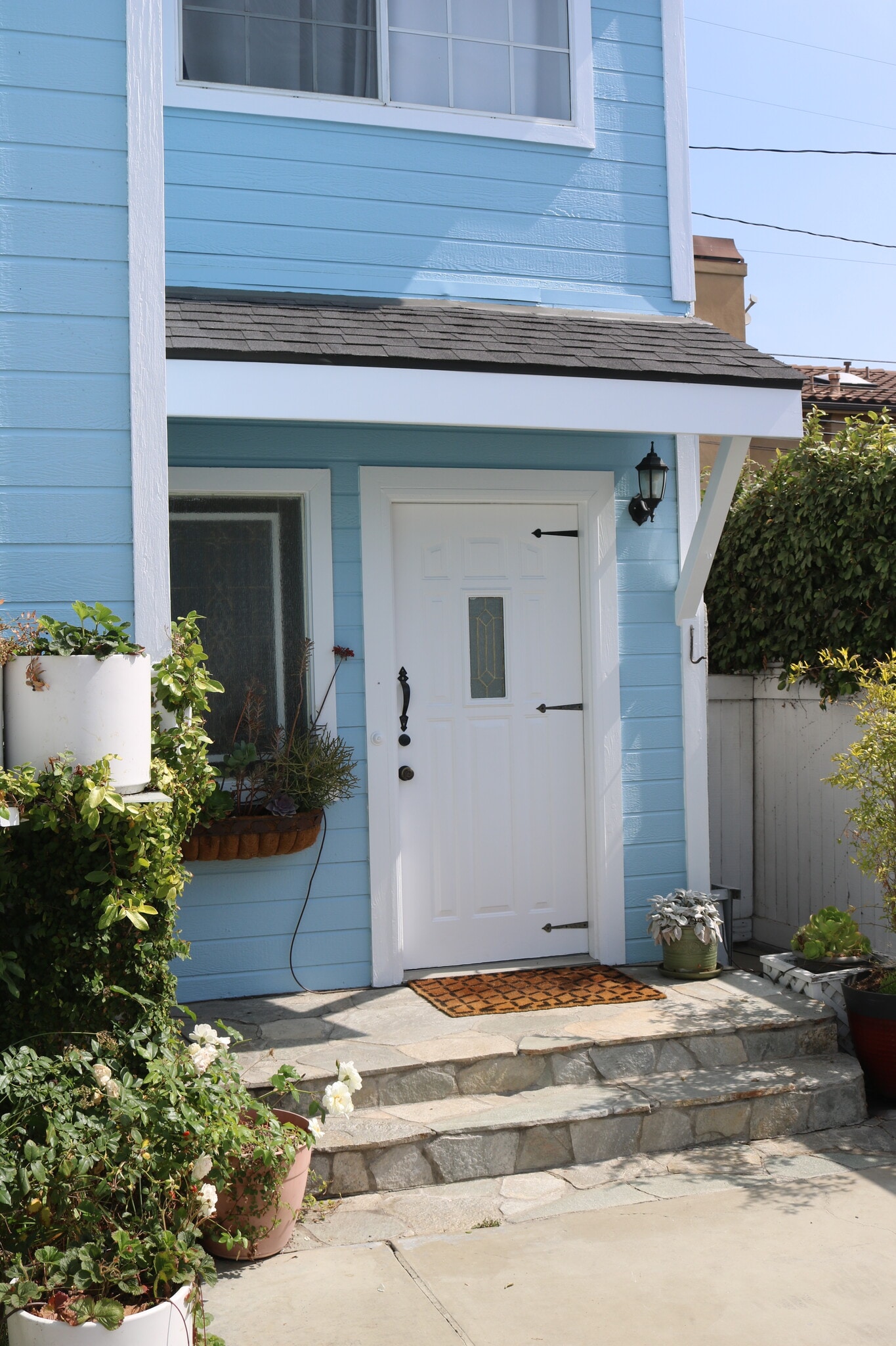 Building Photo - 2309 Nelson Ave
