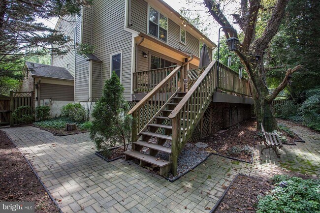 Building Photo - 4412 Sangamore Rd