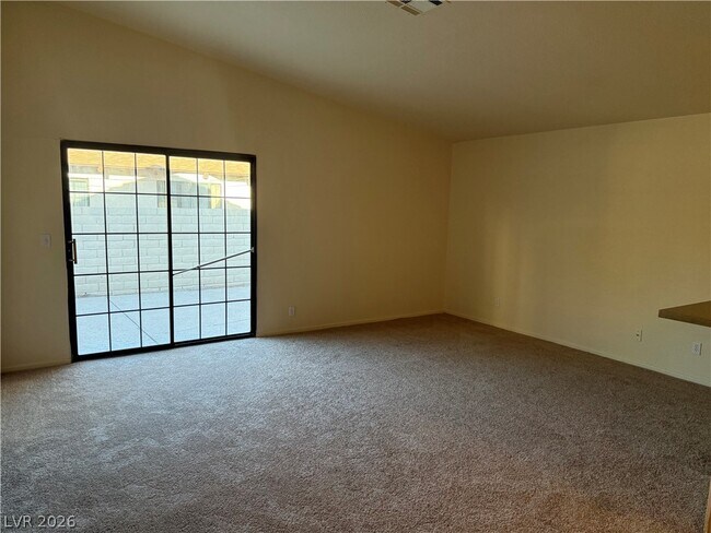 Building Photo - 720 Sea Pines Ln