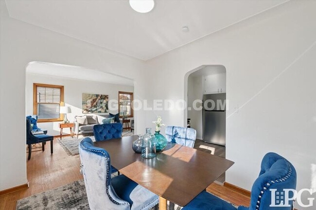 Building Photo - 3430 Anderson Pkwy