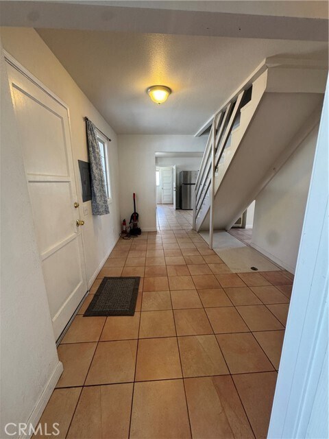 Building Photo - 758 W Longden Ave