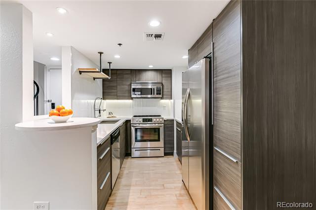 Building Photo - 350 Detroit St