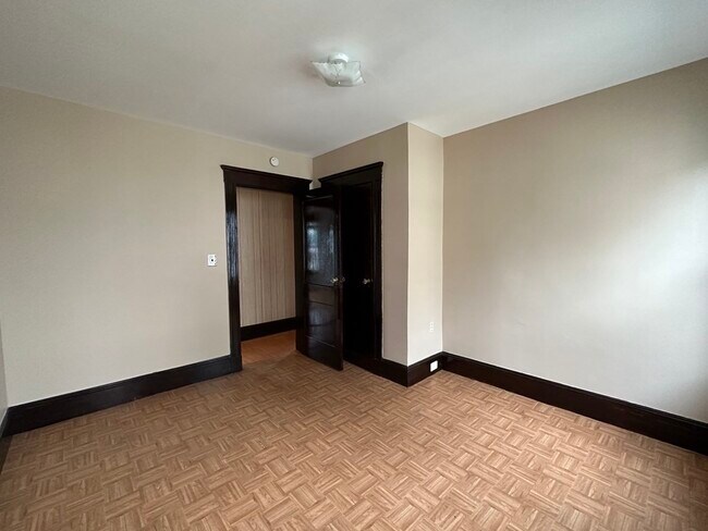 Building Photo - 17 Bowdoin St