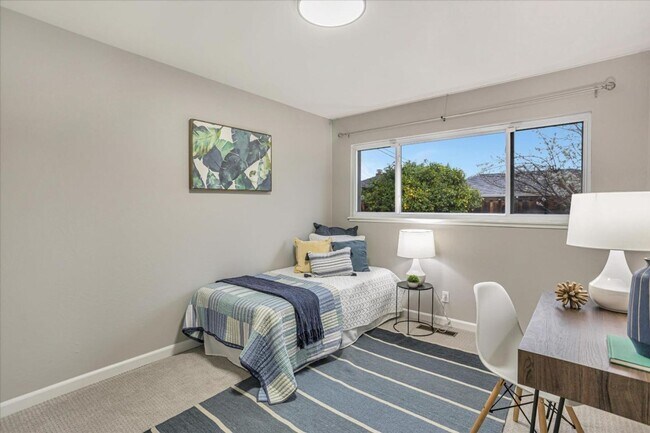 Building Photo - Charming 3-Bedroom Home in Prime Cambrian ...