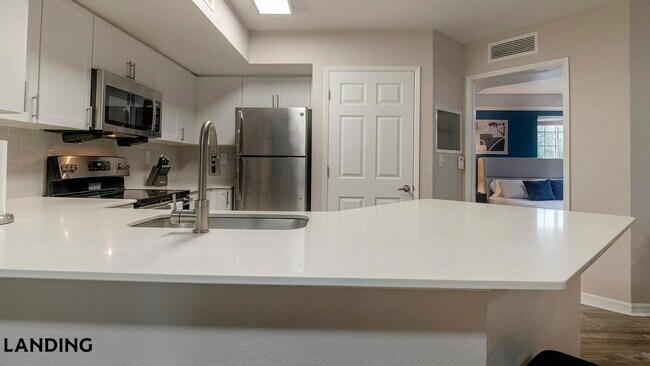 Building Photo - 10200 Falcon Pine Blvd