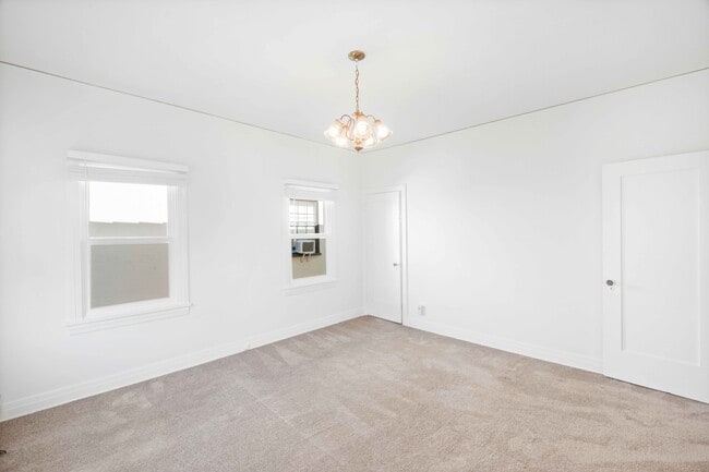 Building Photo - 645 S Detroit St