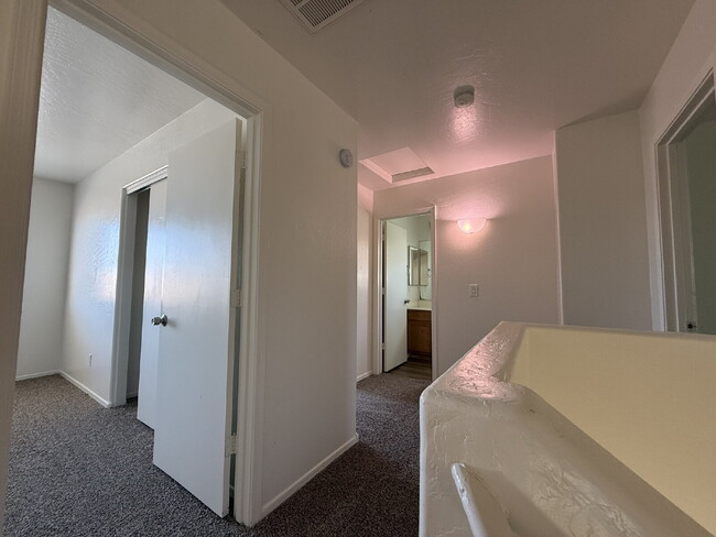 Building Photo - Updated 3-Bedroom Home with Vaulted Ceilin...