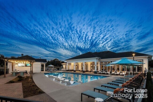 Primary Photo - 225 Rhyne Rd