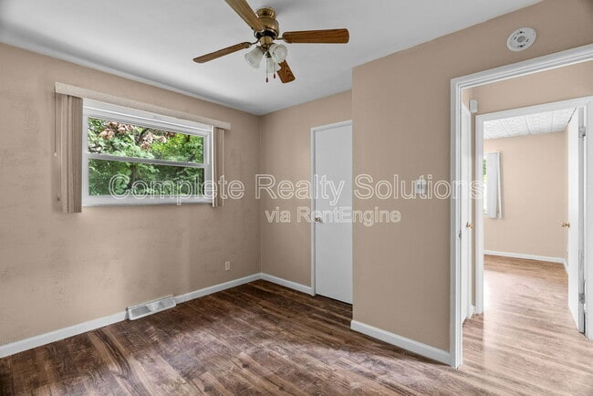 Building Photo - 7219 Harney Ave