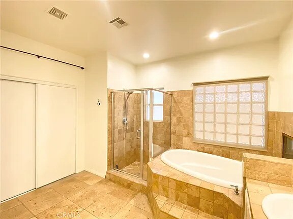 Building Photo - 78270 Calico Glen Dr