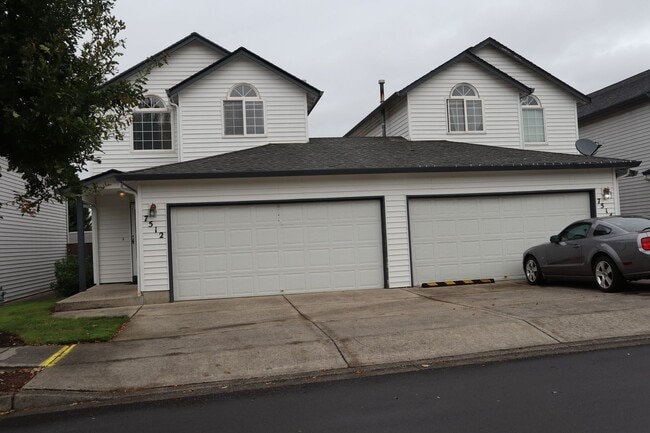 Primary Photo - 7512 NE 52nd St