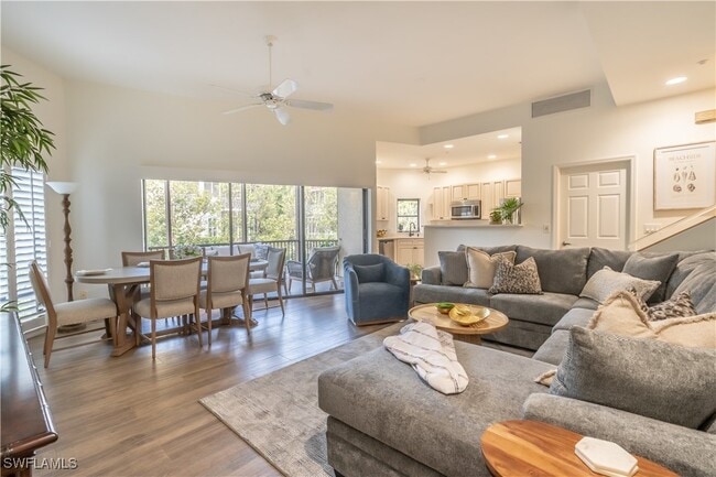 Building Photo - 651 10th Ave S