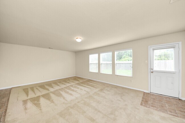 Building Photo - 15623 Sheldon Ridge Way